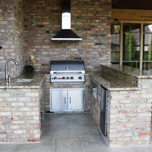 Outdoor Kitchen