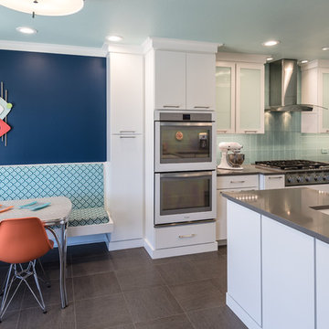 Happy Hip Family Kitchen