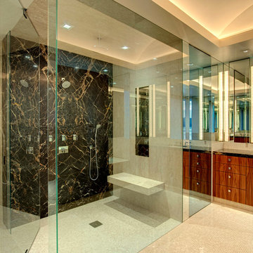 Lakeside Home Integrated with Luxury Technology
