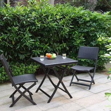 York Outdoor Wicker Folding Chat Set