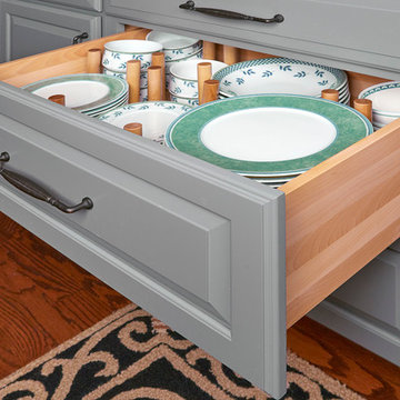 White and Gray Stillwater Kitchen - Dish Drawer