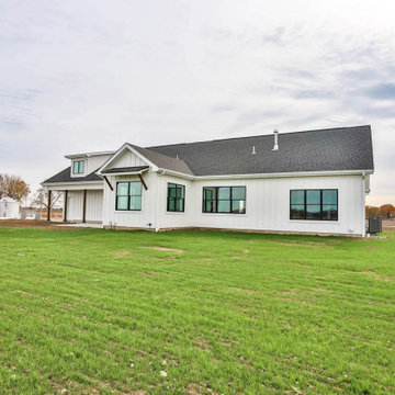 St Charles, MO Family Farmhouse