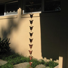 Fixtures And Decor