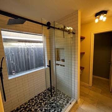 Extended shower in Imperial Oaks