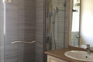 Example of a classic bathroom design in Other