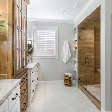 A Tired Master Bathroom Becomes a Relaxing Retreat
