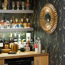 bar lounge