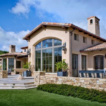 Santa Lucia Estate