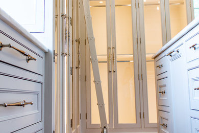 Inspiration for a closet remodel in New Orleans