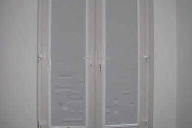 Perfect fit pleated blackout blinds