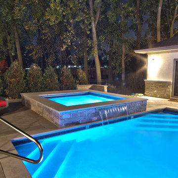 Deerfield, IL Swimming Pool and Raised Hot Tub