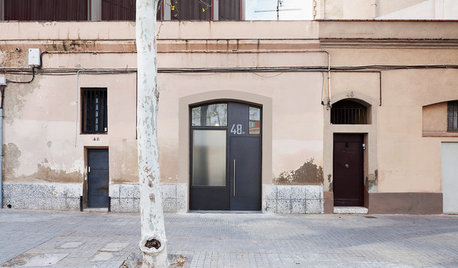 Parecidos razonables: Dos locales transformados en 'lofts'