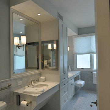 White Plains Master on the Main Floor