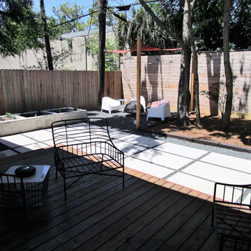 New Build Contempory Focus on Entertaining and Drainage Ditch Reinforcment