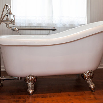 Traditional Master Bath With Clawfoot Tub
