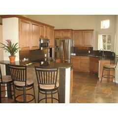 DeLeon Custom Homes LLC