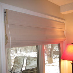 West Des Moines - Window Treatments - Roman Shades