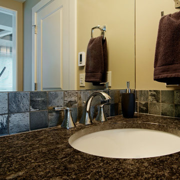 Eau Claire Penthouse