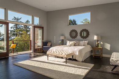 Inspiration for a contemporary master bedroom in Seattle.