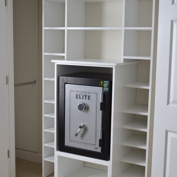 Build-In Safe in Reach In Closet