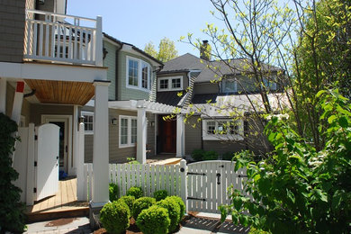 Example of a classic exterior home design in Baltimore