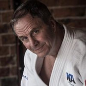 Neil Adams Mbes foto
