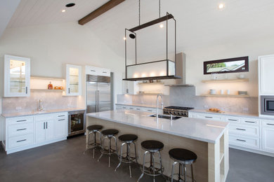 Inspiration for a contemporary kitchen remodel in San Diego