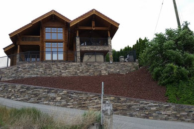 Craftsman exterior home idea in Calgary