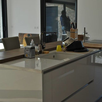 Cuisine avec Ilot en Silestone blanco zeus extreme