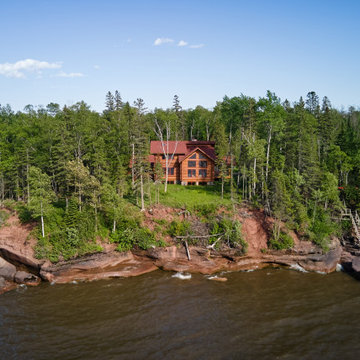 Lake Superior Shorehouse