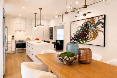 Dining room photo in Boston