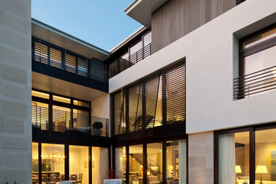 Pool - contemporary pool idea in Los Angeles