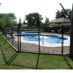 Vinyl Coated Chain Link Fences and Painted Fence Posts - Home Fencing And Gates