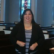 Lisa Ayson's photo