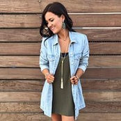 Kelly Lynch's photo