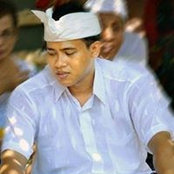 Nyoman Suryadhi's photo