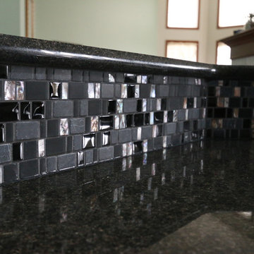 Clinton Residence - Granite, Tile Backsplash & Carpet