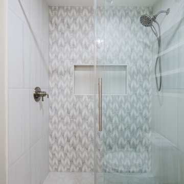 Jamie's Guest Bathroom Reno