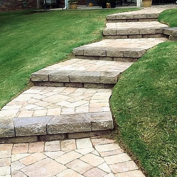 Hardscapes and Retaining Walls
