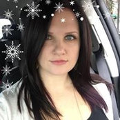 Andrea Koons's photo