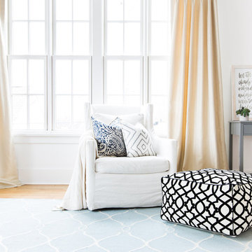 Traditional White Living Room