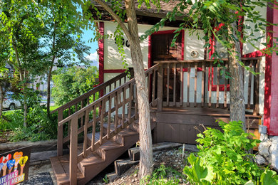 Mid-sized mountain style porch idea in Edmonton