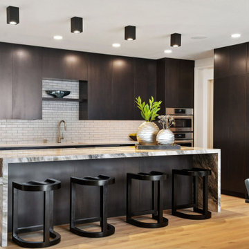 Lakefront Modern Build