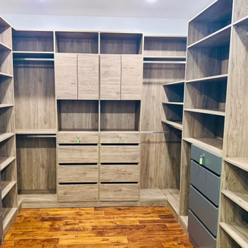 Walk-in Closets