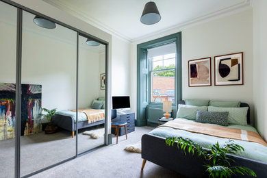 Inspiration for a small contemporary guest bedroom in Glasgow.