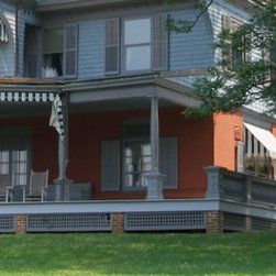 Traditional Accoya porch - Building Materials