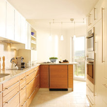 Kitchen cabinets - final stretch