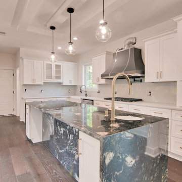 Kitchen Cabinets & Countertop Project in Franklin Lakes, New Jersey