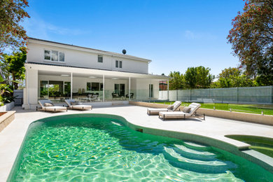 This is an example of a modern pool in Sydney.