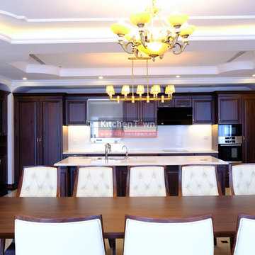 Tủ bếp Gỗ Óc chó phong cách Tân cổ điển (Walnut kitchen cabinets - Indochina)